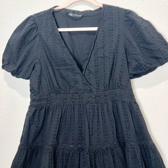 Zara Black LACE INSERT DRESS WITH BALLON SLEEVES Large L - Picture 4 of 10